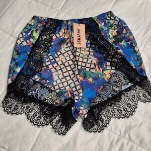 Reverse Multicolor Lace Trim Women's Shorts